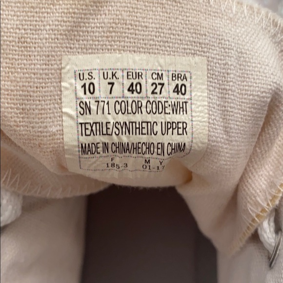 Skechers white canvas iridescent rhinestone high top sneakers 10 - Picture 4 of 11